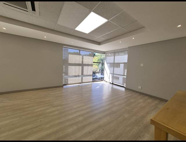 1,609M² OFFICE TO LET IN SANDTON CENTRAL